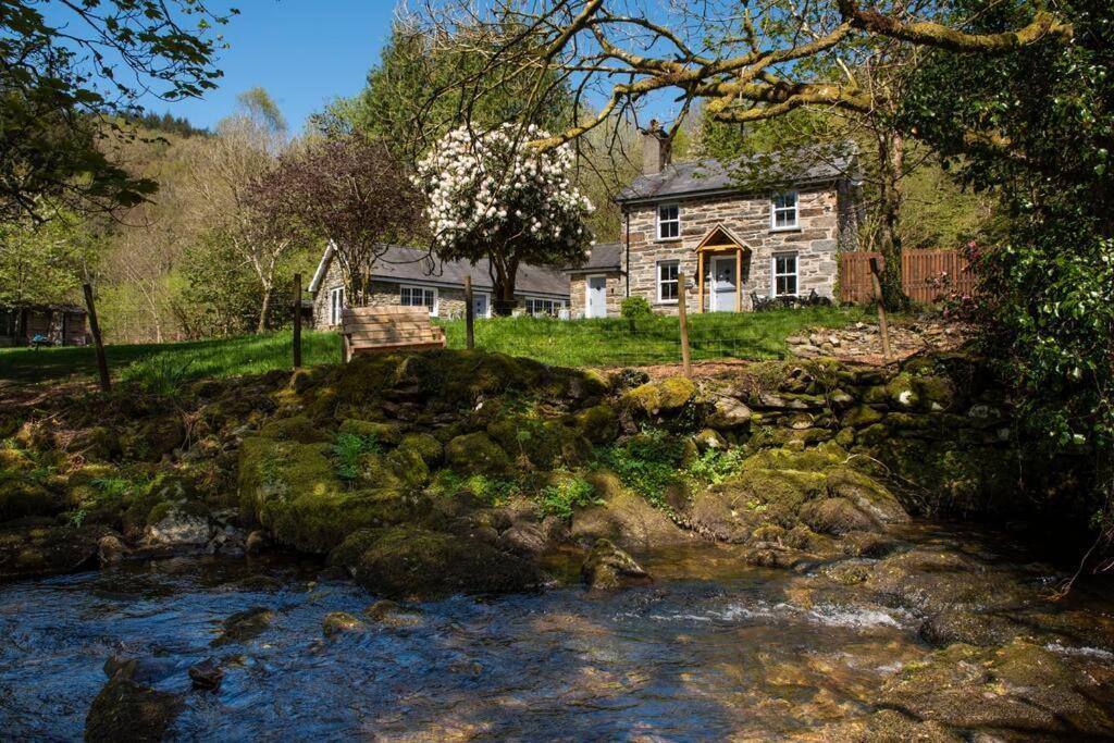 Charming Riverside Cottage In Snowdonia National Park Tanygrisiau Eksteriør bilde